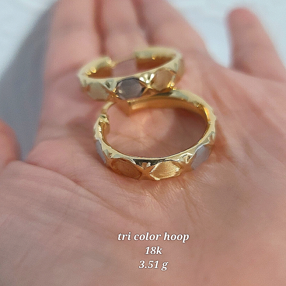 Unique design tri color hoop earrings